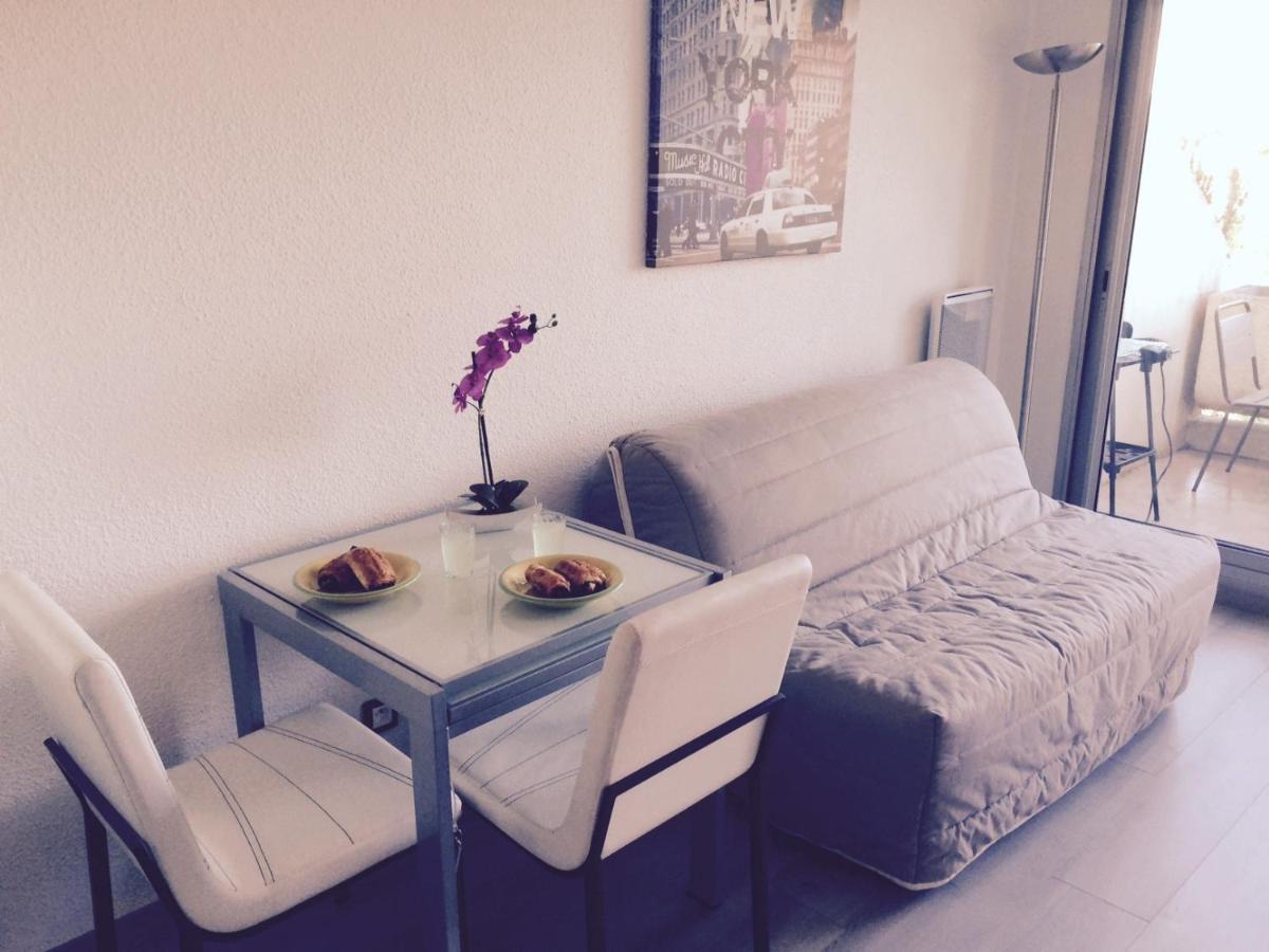 Appartement 2 pieces, renove, 2 piscines+tennis, mer, climatisation Antibes Extérieur photo