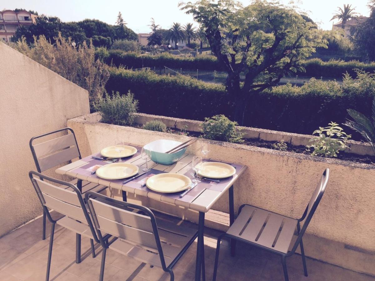 Appartement 2 pieces, renove, 2 piscines+tennis, mer, climatisation Antibes Extérieur photo