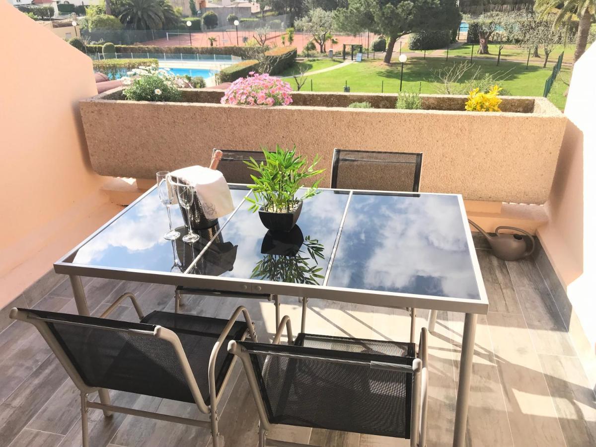 Appartement 2 pieces, renove, 2 piscines+tennis, mer, climatisation Antibes Extérieur photo